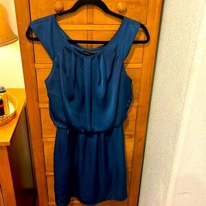 Blue dress, Size M, City Triangle